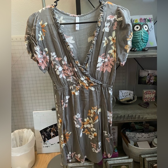 Grey floral dress - Picture 1 of 1